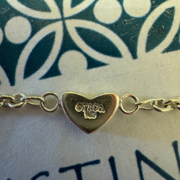 Tiffany & Co. RETIRED Elsa Peretti Open Heart toggle bracelet - Picture 4 of 4